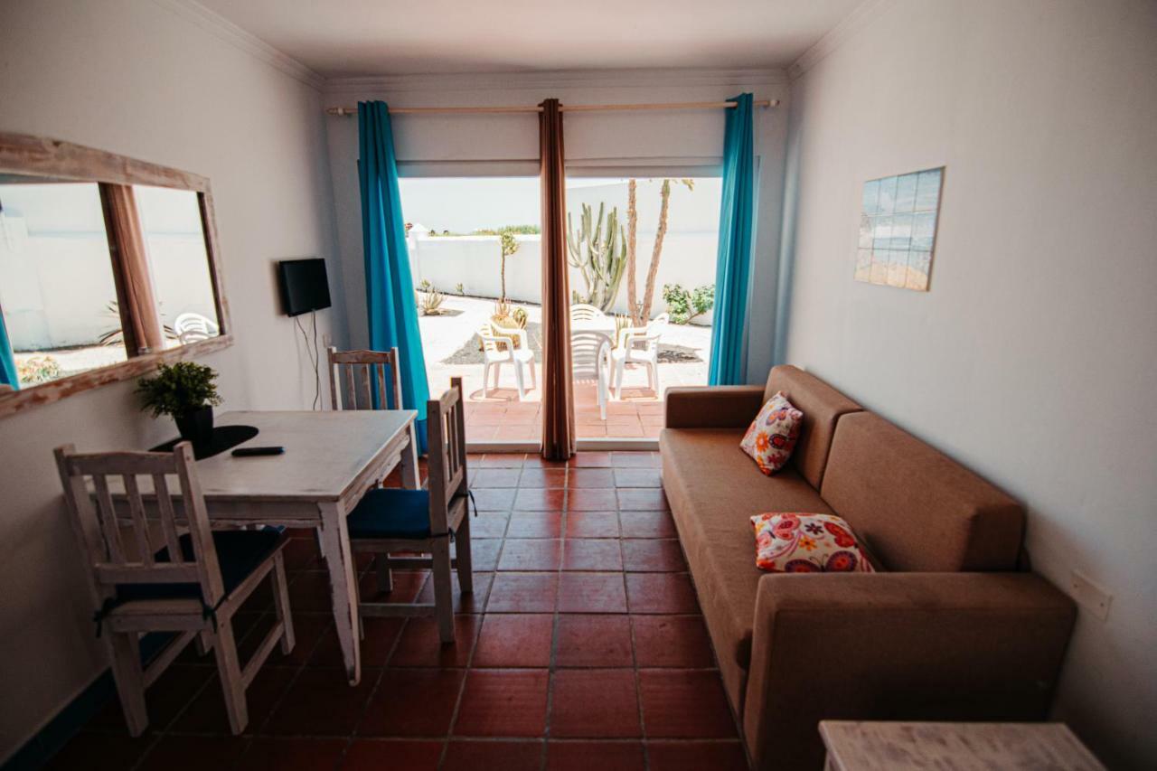 Apartamentos Punta Elena Beach 코라레호 외부 사진