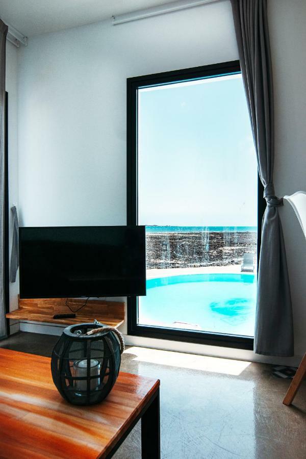Apartamentos Punta Elena Beach 코라레호 외부 사진